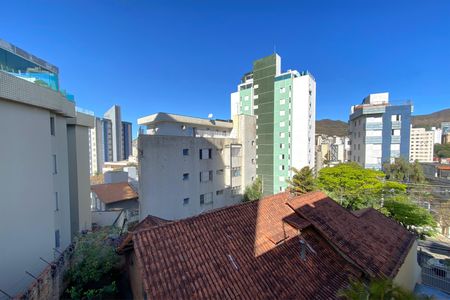 Apartamento para alugar com 185m², 3 quartos e 2 vagas Apartamento para alugar com 185m², 3 quartos e 2 vagasVista do Quarto 2