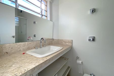 Apartamento para alugar com 185m², 3 quartos e 2 vagas Apartamento para alugar com 185m², 3 quartos e 2 vagasBanheiro da Suíte