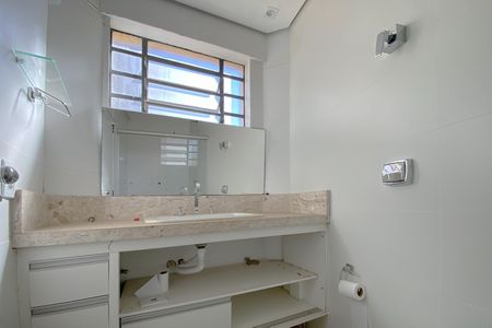 Apartamento para alugar com 185m², 3 quartos e 2 vagas Apartamento para alugar com 185m², 3 quartos e 2 vagasBanheiro da Suíte