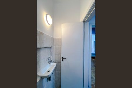 Apartamento à venda com 120m², 2 quartos e sem vaga Apartamento à venda com 120m², 2 quartos e sem vagaLavabo