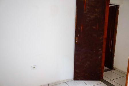 Casa para alugar com 70m², 2 quartos e sem vaga Casa para alugar com 70m², 2 quartos e sem vagaQuarto 1