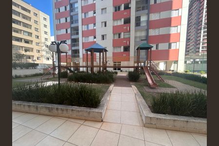Apartamento à venda com 59m², 2 quartos e 1 vaga Apartamento à venda com 59m², 2 quartos e 1 vagaÁrea comum - Playground