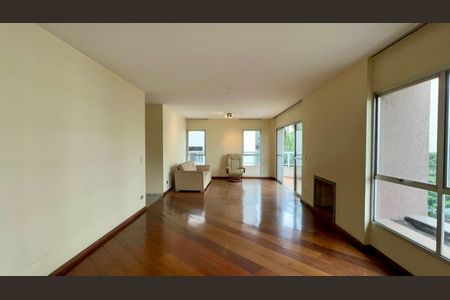 Sala de apartamento à venda com 4 quartos, 195m² em Jardim Paulista, São Paulo