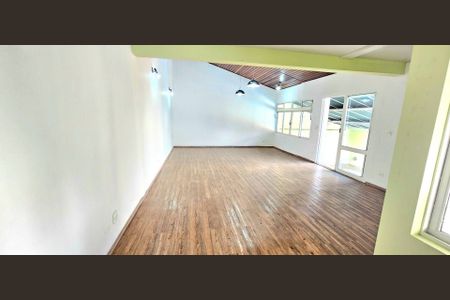 Casa à venda com 3 quartos, 420m² em Vila Cruzeiro, São Paulo