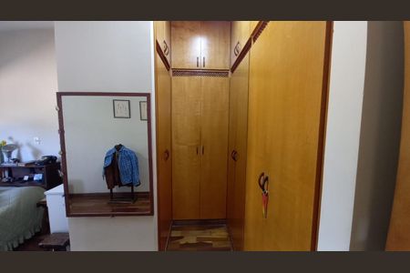 Casa à venda com 4 quartos, 235m² em Cidade Universitária, Campinas