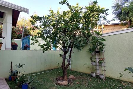 Casa à venda com 265m², 4 quartos e 2 vagas