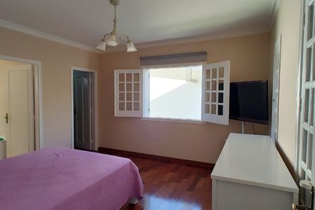Casa à venda com 265m², 4 quartos e 2 vagas