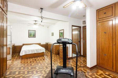 Casa à venda com 335m², 3 quartos e 5 vagas