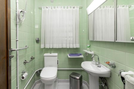 Casa à venda com 335m², 3 quartos e 5 vagas