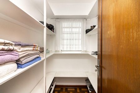 Casa à venda com 335m², 3 quartos e 5 vagas