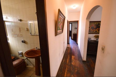 Casa à venda com 233m², 3 quartos e 4 vagas