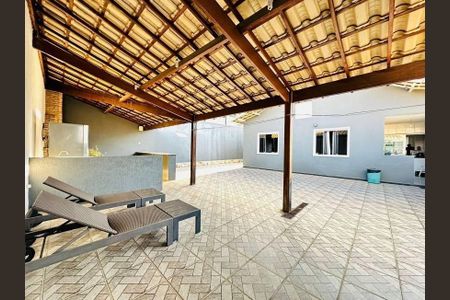 Casa à venda com 360m², 3 quartos e 10 vagas