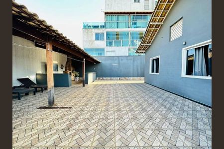 Casa à venda com 360m², 3 quartos e 10 vagas