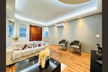 Casa à venda com 360m², 3 quartos e 10 vagas