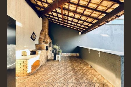Casa à venda com 360m², 3 quartos e 10 vagas