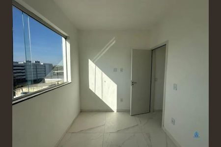 Apartamento à venda com 3 quartos, 58m² em Vila Cloris, Belo Horizonte
