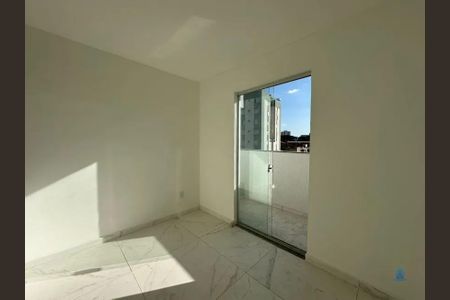 Apartamento à venda com 3 quartos, 58m² em Vila Cloris, Belo Horizonte