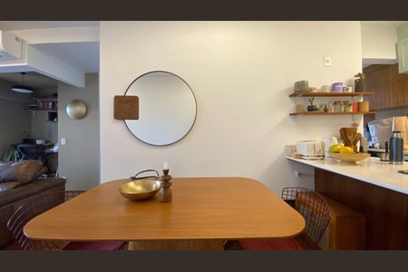 Apartamento à venda com 2 quartos, 60m² em Vila Madalena, São Paulo