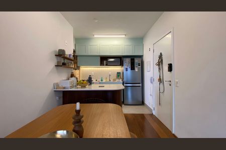 Apartamento à venda com 2 quartos, 60m² em Vila Madalena, São Paulo