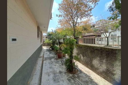 Apartamento à venda com 60m², 2 quartos e 1 vaga