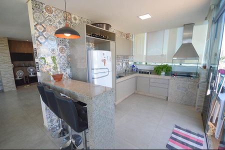 Apartamento à venda com 178m², 3 quartos e 3 vagas