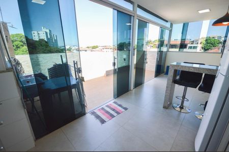 Apartamento à venda com 178m², 3 quartos e 3 vagas