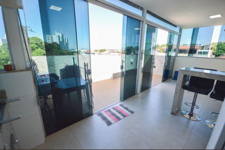 Apartamento à venda com 178m², 3 quartos e 3 vagas