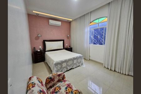 Casa à venda com 139m², 3 quartos e 2 vagas