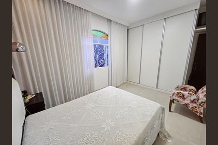 Casa à venda com 3 quartos, 139m² em Santa Monica, Belo Horizonte
