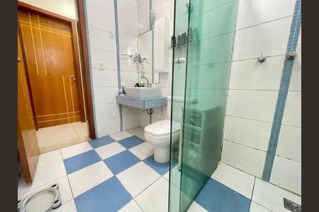 Casa à venda com 498m², 5 quartos e 6 vagas