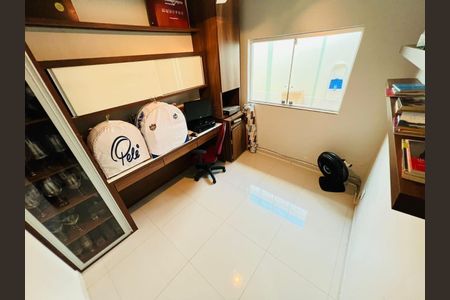 Casa à venda com 3 quartos, 180m² em Jardim Atlântico, Belo Horizonte