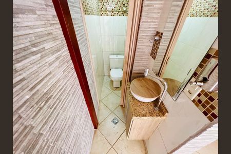 Casa à venda com 180m², 3 quartos e 2 vagas