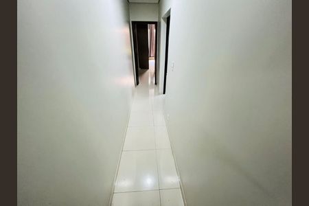 Casa à venda com 180m², 3 quartos e 2 vagas