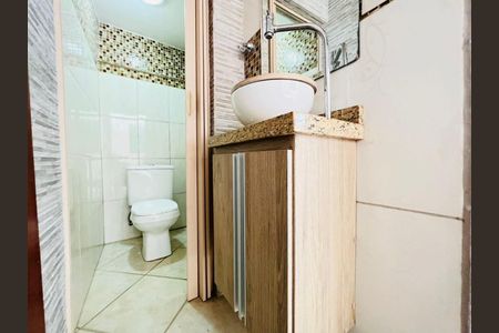 Casa à venda com 180m², 3 quartos e 2 vagas