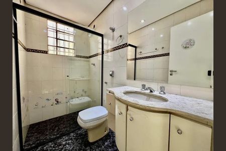 Casa à venda com 3 quartos, 251m² em Planalto, Belo Horizonte