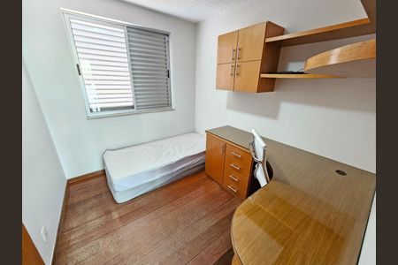 Casa à venda com 211m², 3 quartos e 4 vagas