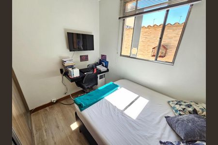 Casa à venda com 180m², 3 quartos e 2 vagas