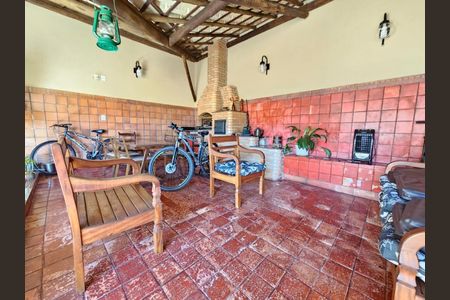 Casa à venda com 180m², 3 quartos e 2 vagas