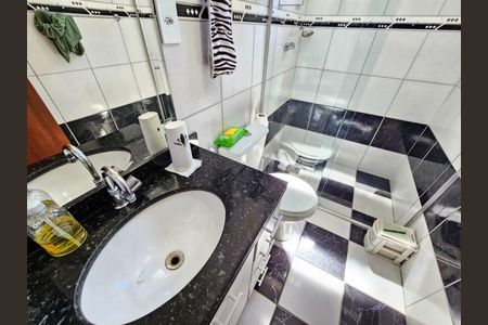 Casa à venda com 180m², 3 quartos e 2 vagas