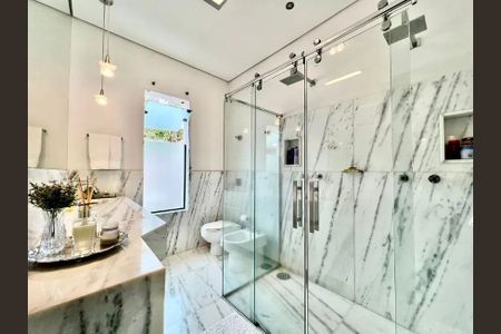 Casa à venda com 345m², 3 quartos e 4 vagas