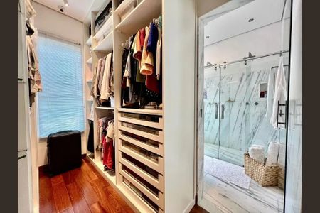 Casa à venda com 345m², 3 quartos e 4 vagas