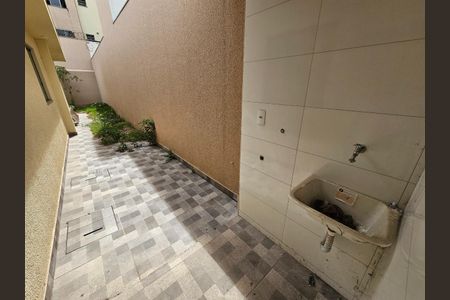 Casa à venda com 150m², 3 quartos e 2 vagas