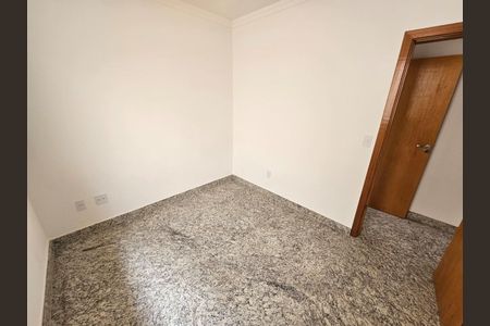 Casa à venda com 150m², 3 quartos e 2 vagas