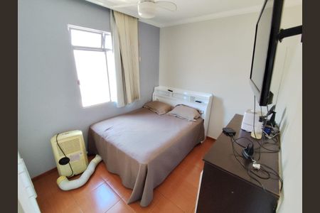 Apartamento à venda com 3 quartos, 110m² em São João Batista, Belo Horizonte
