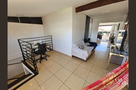 Casa à venda com 100m², 3 quartos e 1 vaga