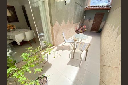 Casa à venda com 342m², 5 quartos e 4 vagas