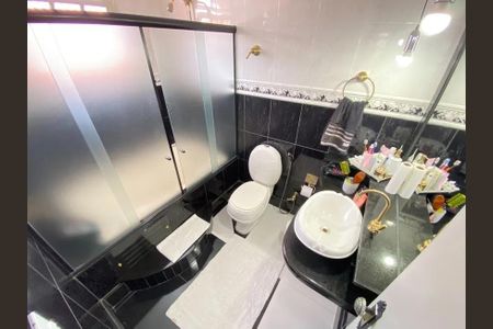 Casa à venda com 342m², 5 quartos e 4 vagas