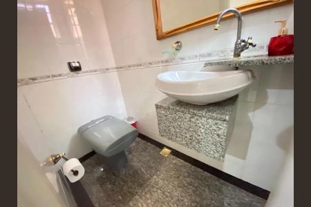 Casa à venda com 342m², 5 quartos e 4 vagas