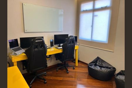 Apartamento à venda com 188m², 3 quartos e 2 vagas