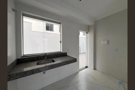 Apartamento à venda com 2 quartos, 50m² em Vila Cloris, Belo Horizonte